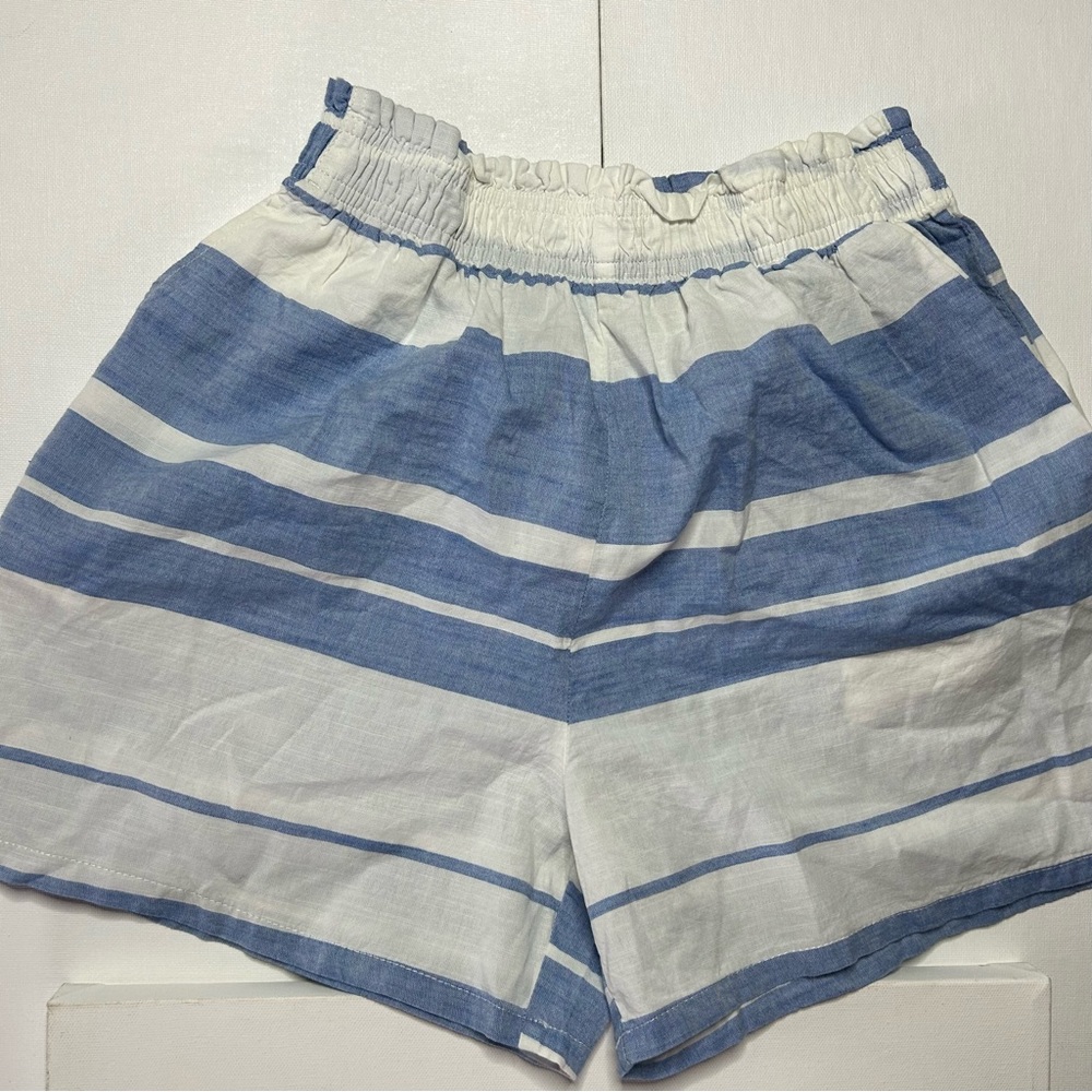 H$M kids striped blue and white shorts